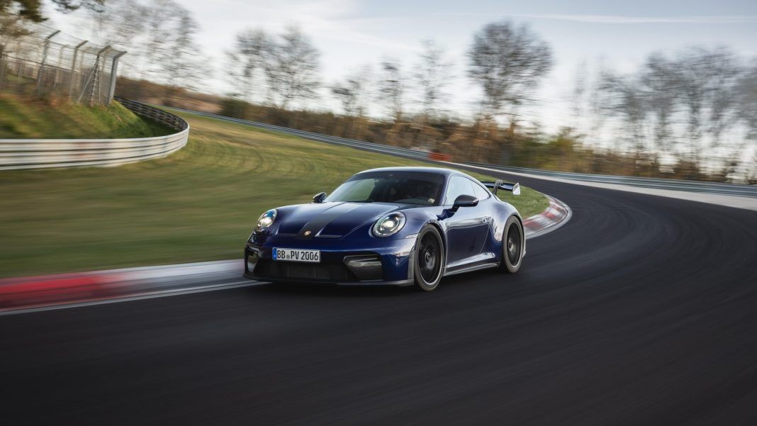 New Porsche 911 GT3 masters the Nordschleife in 6:56.294 minutes | With a manual! +Video