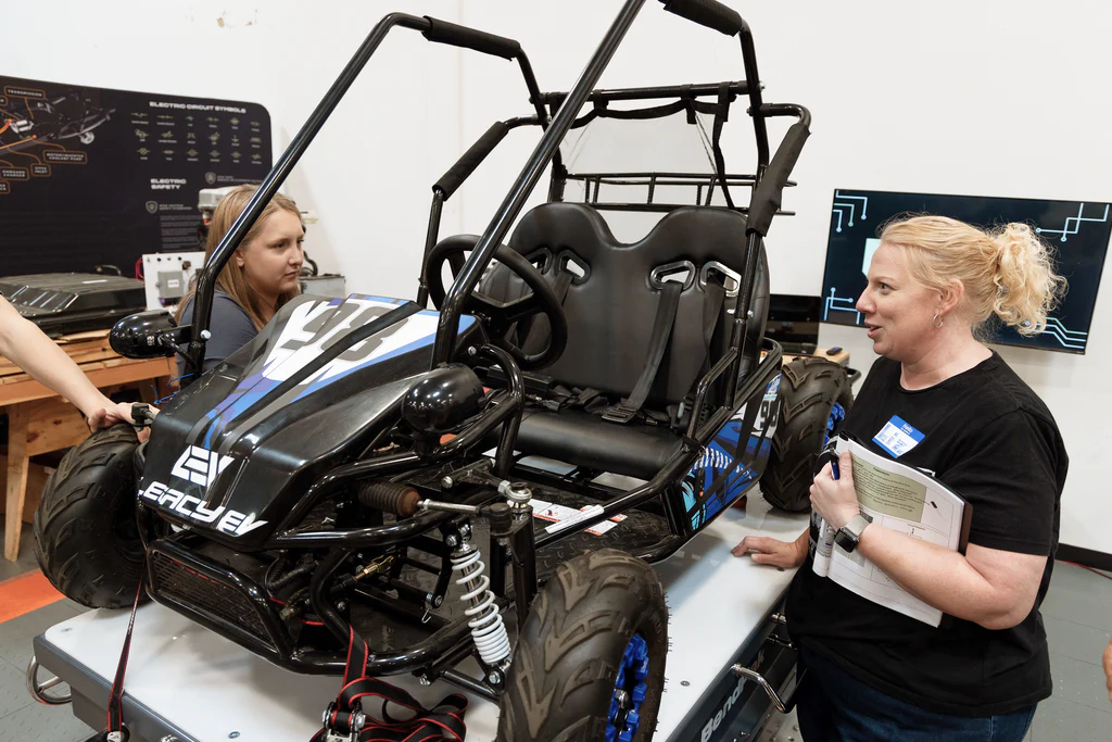 Legacy EV Expands EV Innovators Club Nationwide, Bringing Hands-On EV Education to Classrooms