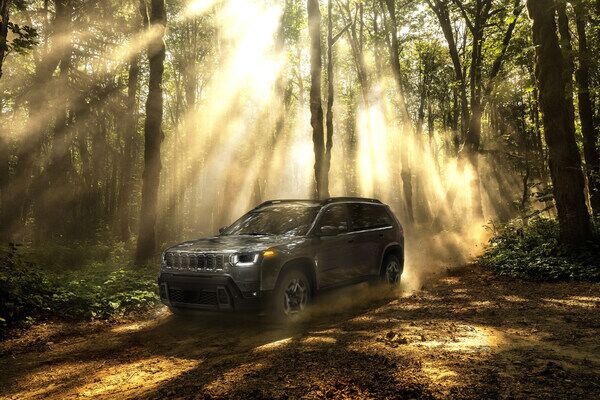 New Jeep Cherokee To Debut in Late 2025